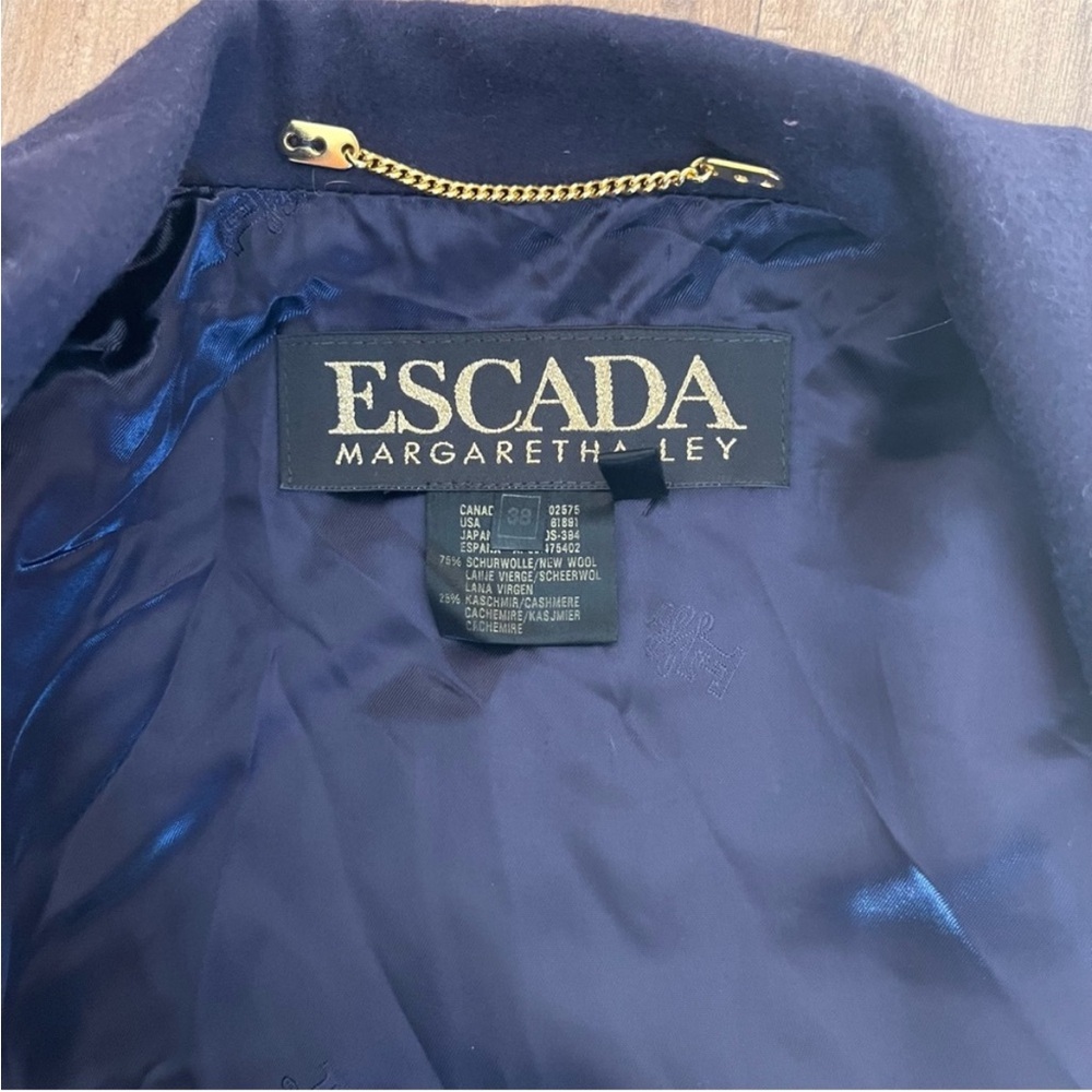 Escada Navy Wool & Cashmere Double Breasted Belted Blazer Size 8 - Picture 9 of 12